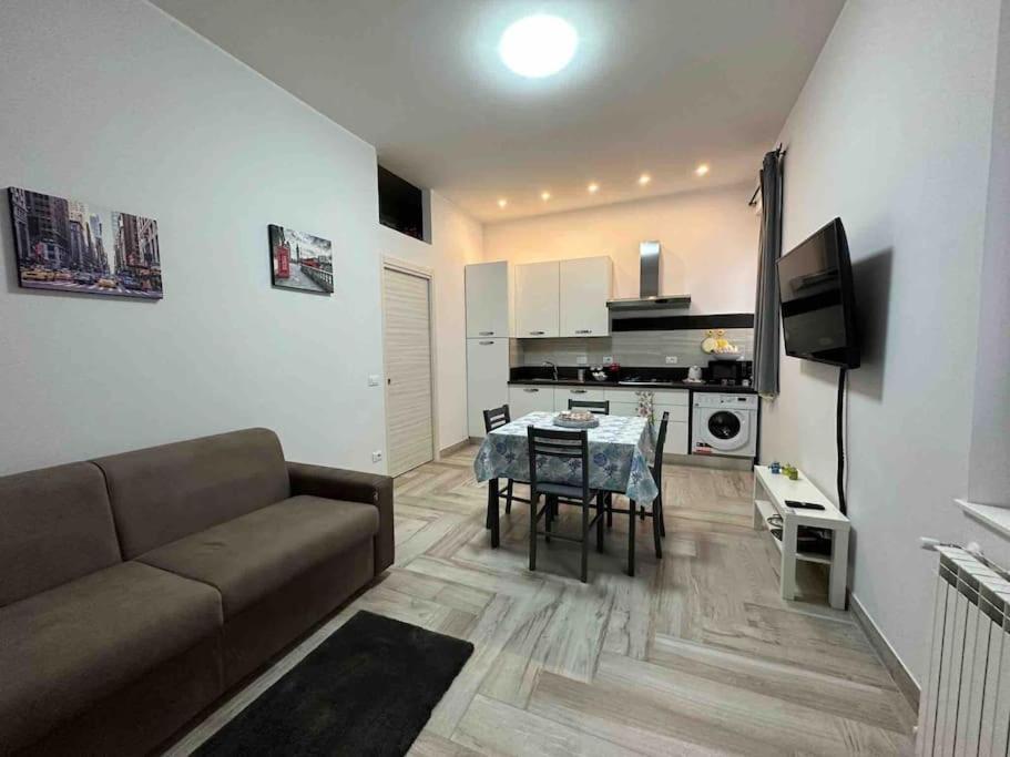 Apartament Family Flat Near Metro A Rzym Zewnętrze zdjęcie